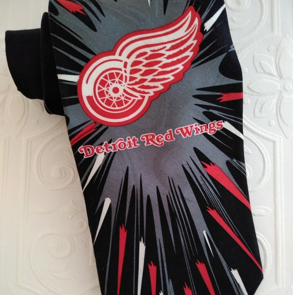 Red Wing RN Sport men's necktie